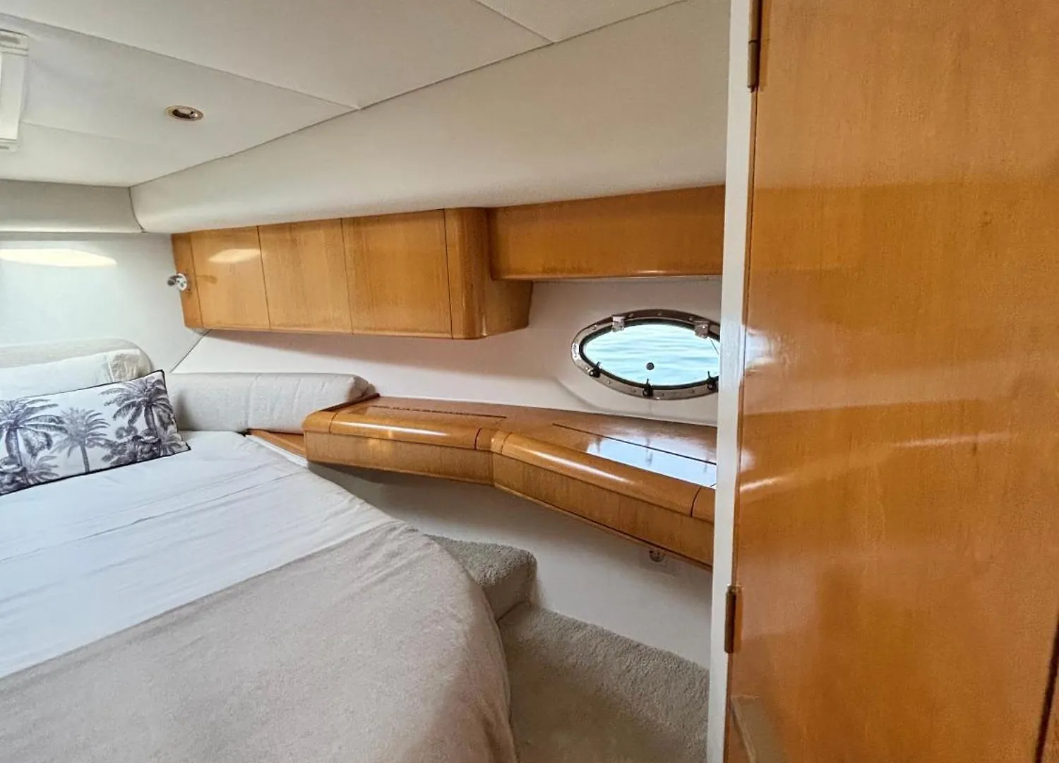 Dormir A Bordo De Un Barco En La Costa Del Sol Marbella